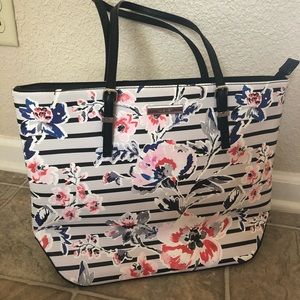Nine West purse